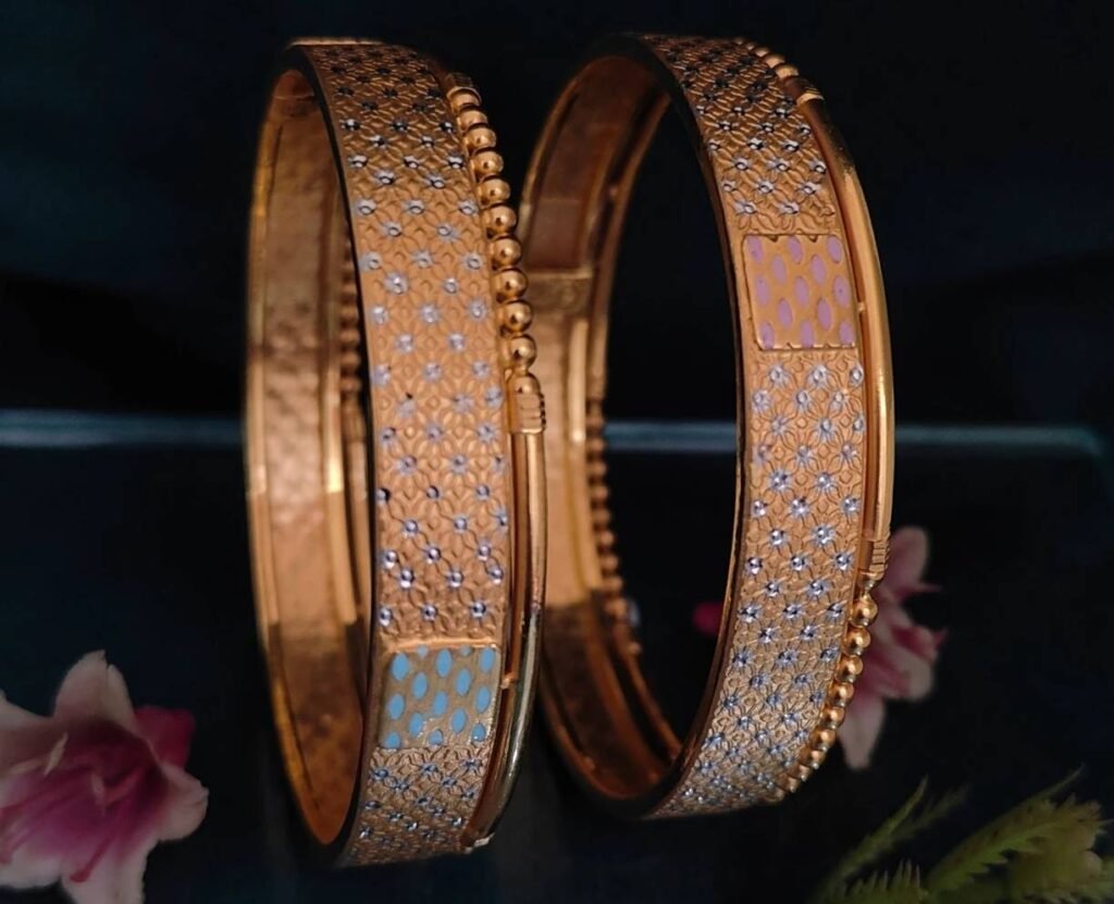916 Gold Elegant  Double Pipe Kadli DP-010
