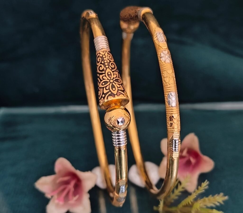 916 Gold Stylish Single Pipe Kadli SP-011