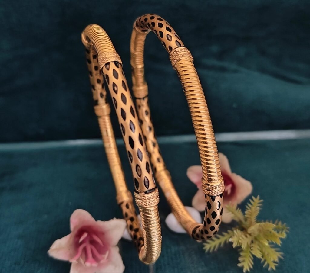 916 Gold Designer Single Pipe Kadli SP-021