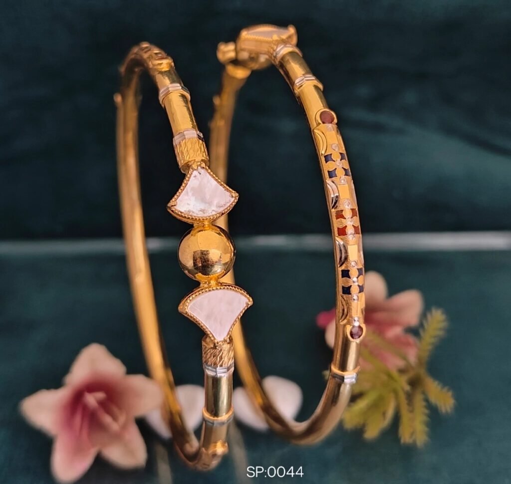 916 Gold Delicate Single Pipe Kadli SP-044