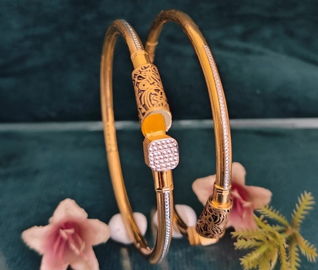916 Gold Classy Single Pipe Kadli SP-054