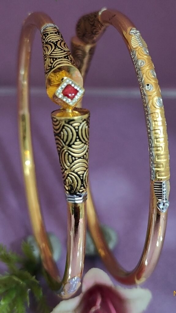 916 Gold Classy Single Pipe Kadli SP-354