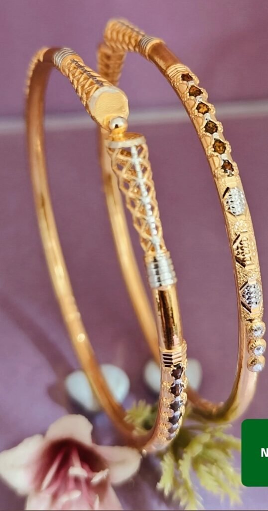 916 Gold Stunning Single Pipe Kadli SP-749