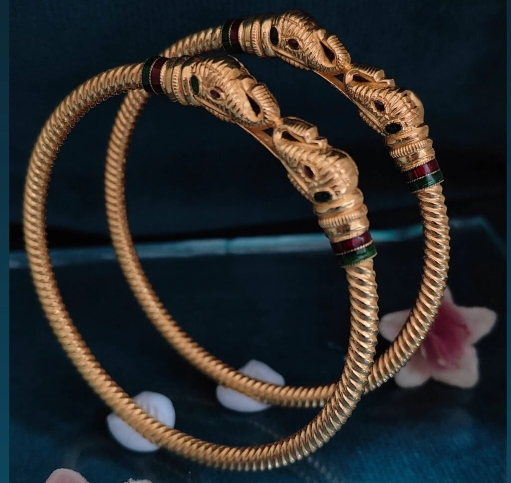 916 Gold Royal  Variya Kadli V-007
