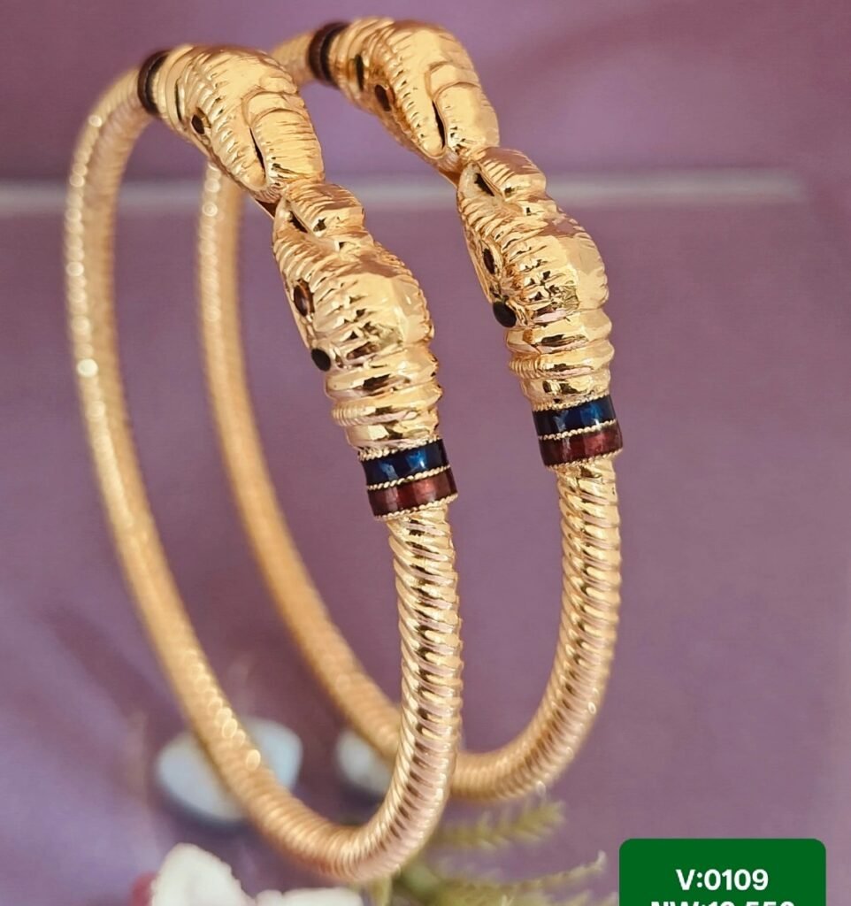 916 Gold Hallmarked Variya Kadli V-109